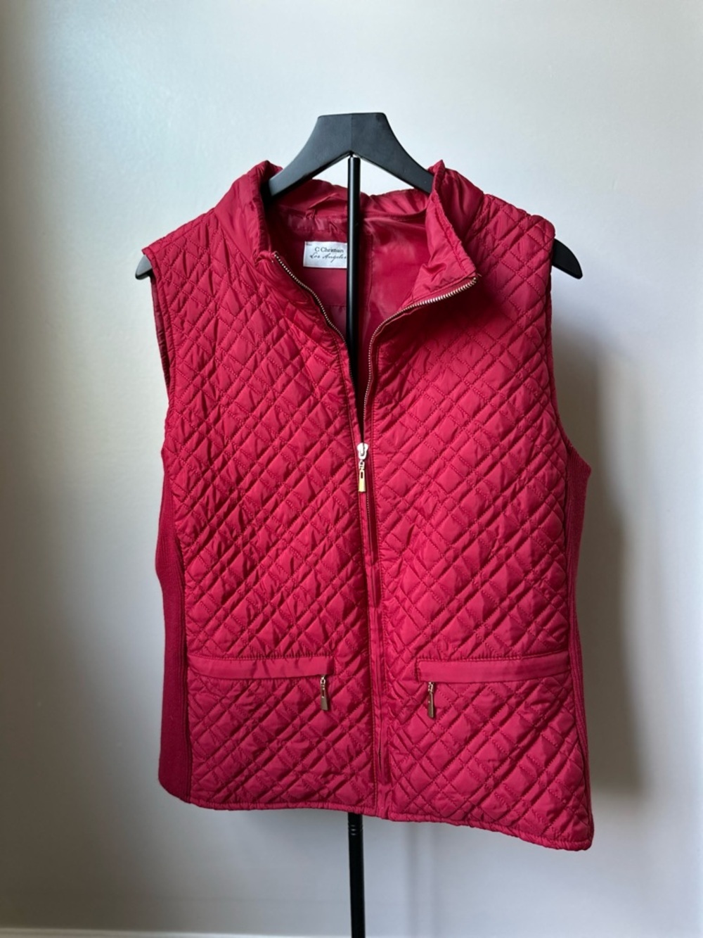 Classic Quilted Red Women's Vest with Zip Pockets - Picture 2 of 12